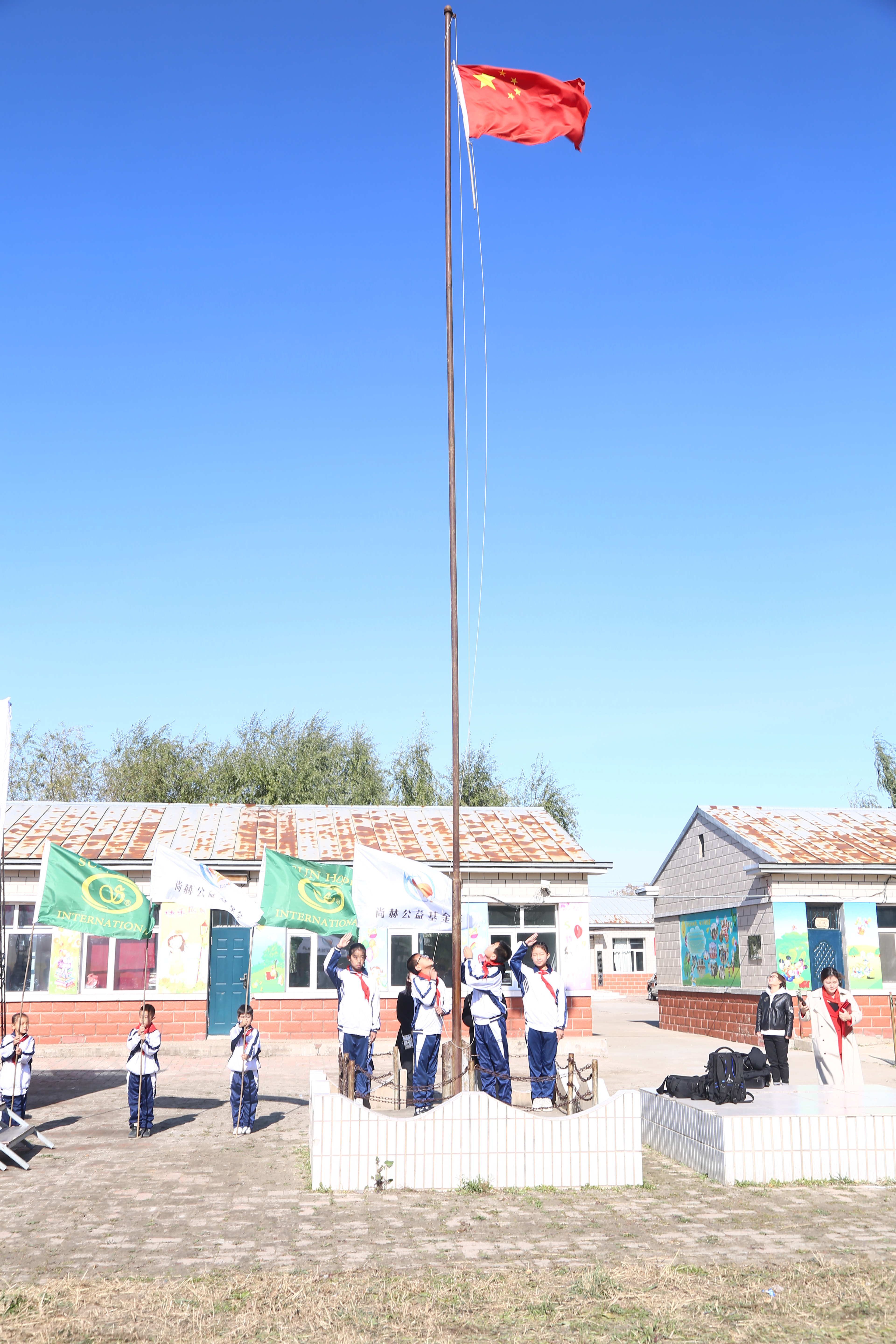 第194所 杜尔伯特蒙古族自治县铁东九游官方站网站入口徐超小学