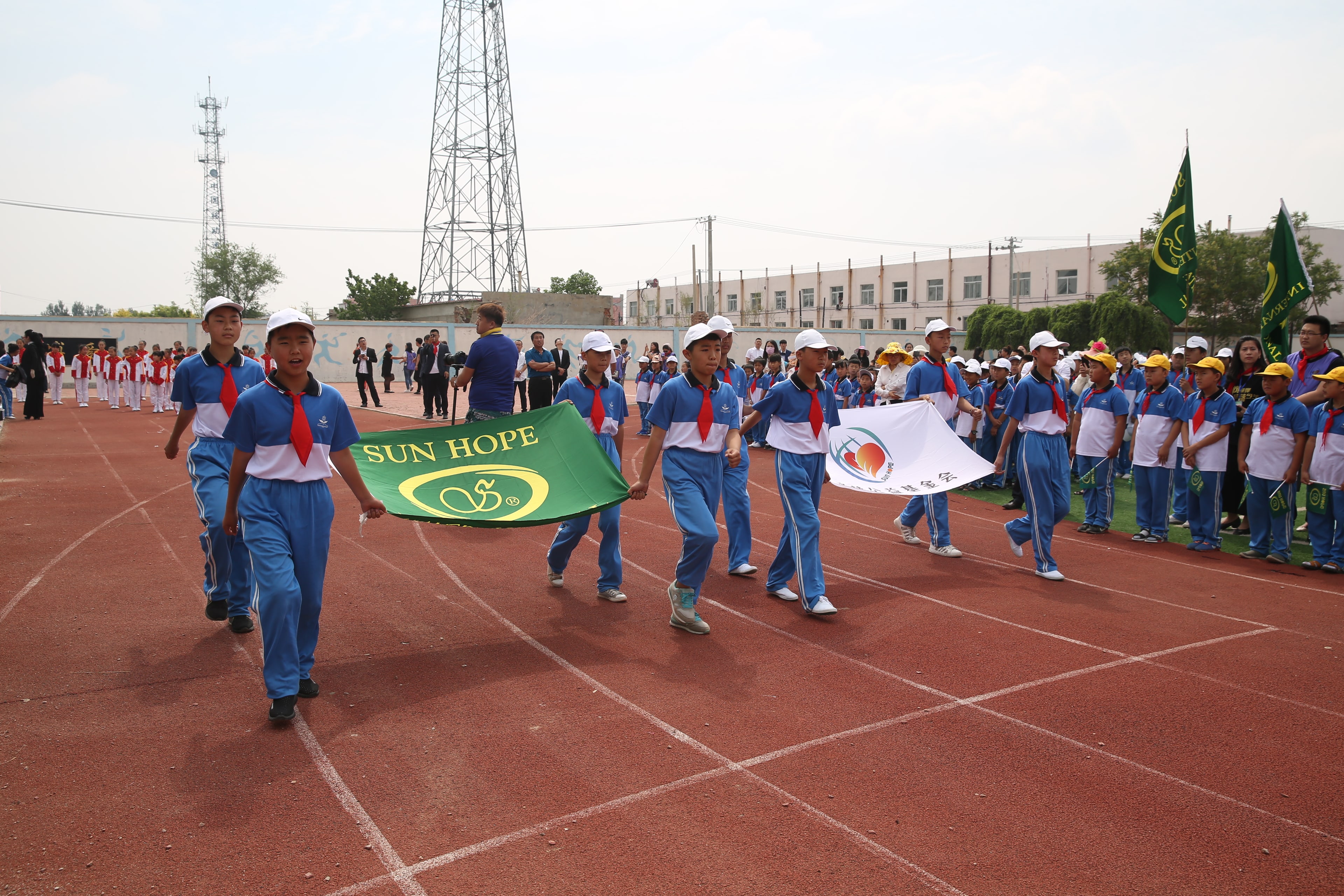 第98所 阜新市彰武县二道河子九游官方站网站入口佟玲小学