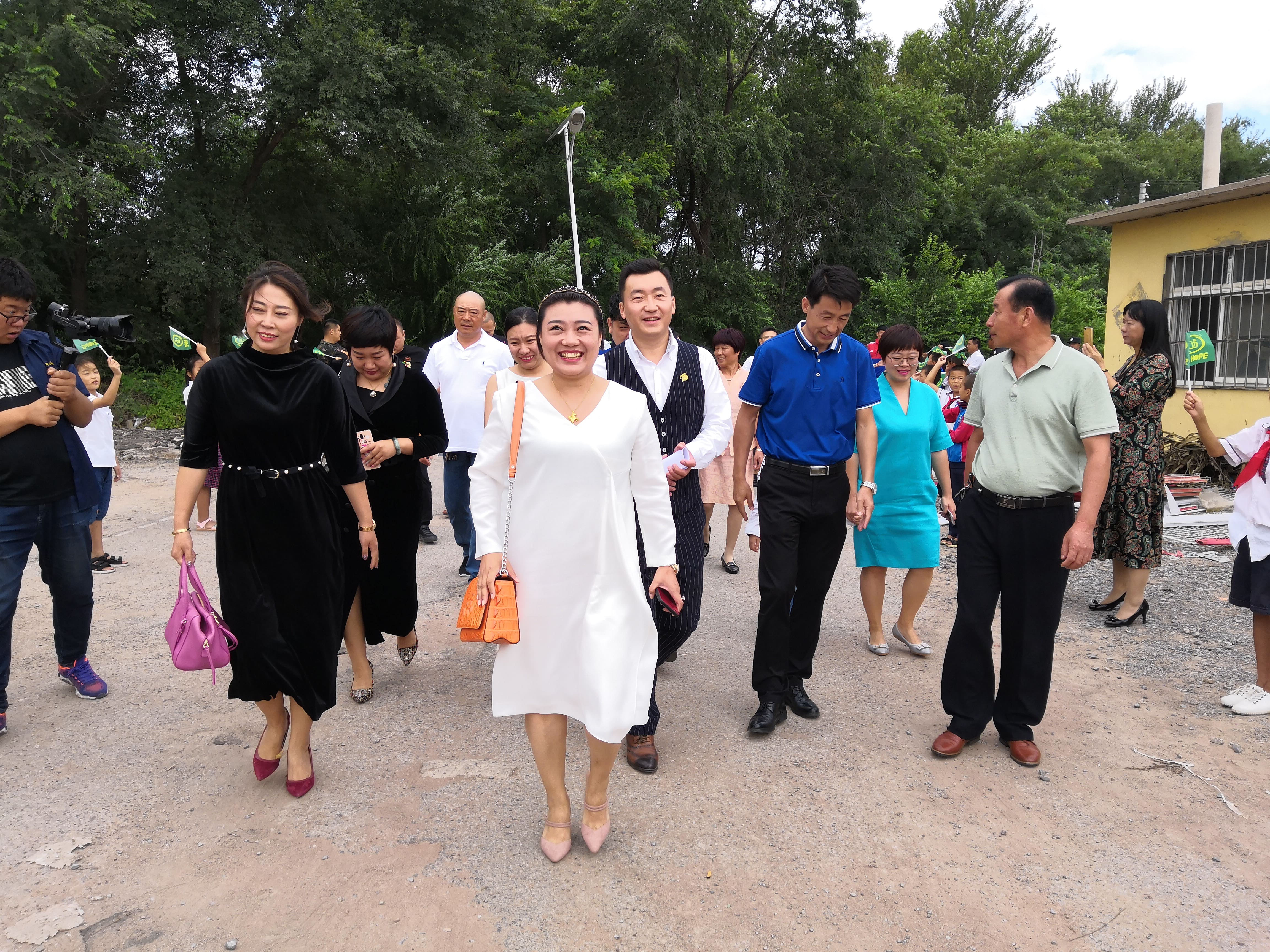 第160所 瓦房店市西杨乡九游官方站网站入口李佳燚小学